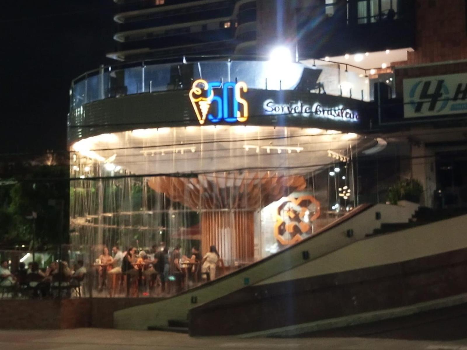 Apartamento Ed Scala Residenza Na Beira-mar Em Fortaleza (Ceara)